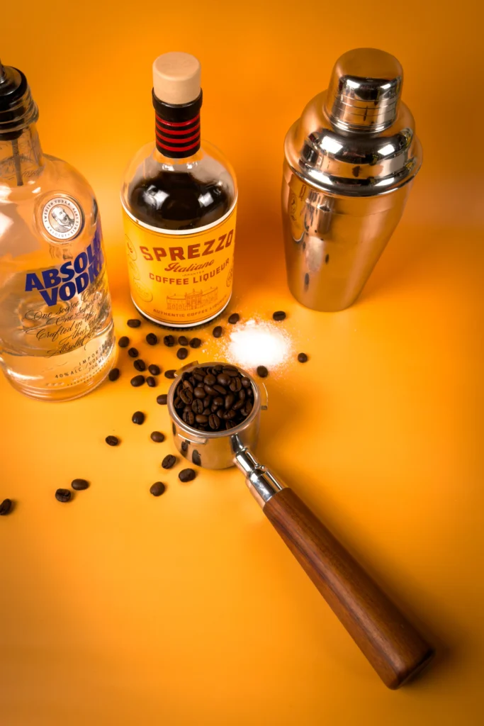 Espresso martini recept- ingredienser: Espresso, Vodka, Kaffelikör