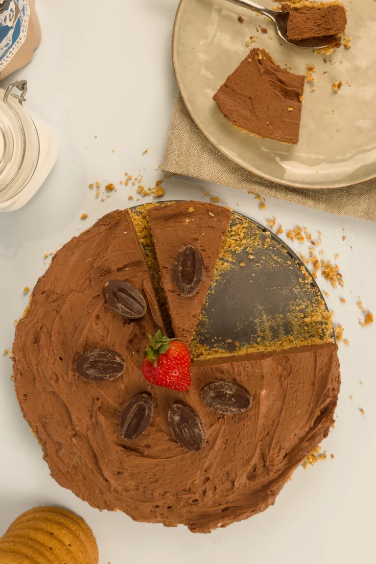 Världens BÄSTA chokladcheesecake – fryst dessert med mörk choklad