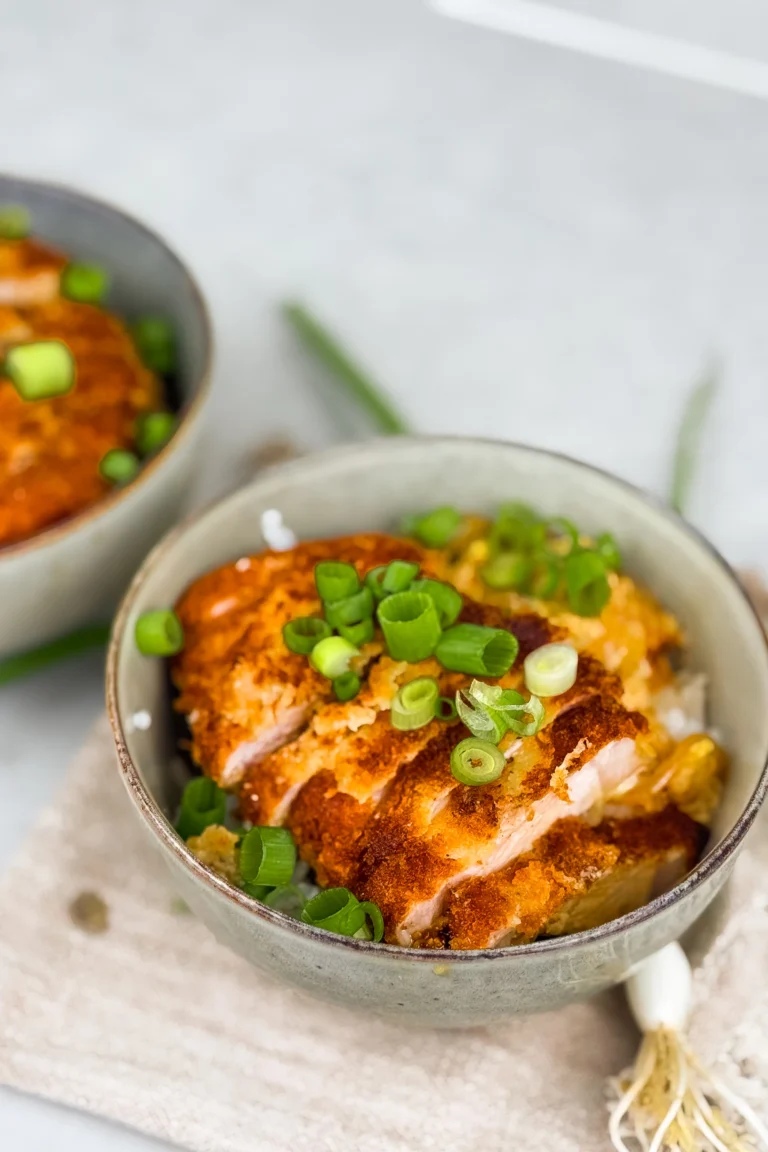 Katsudon (Japansk risbowl med tonkatsu och ägg)