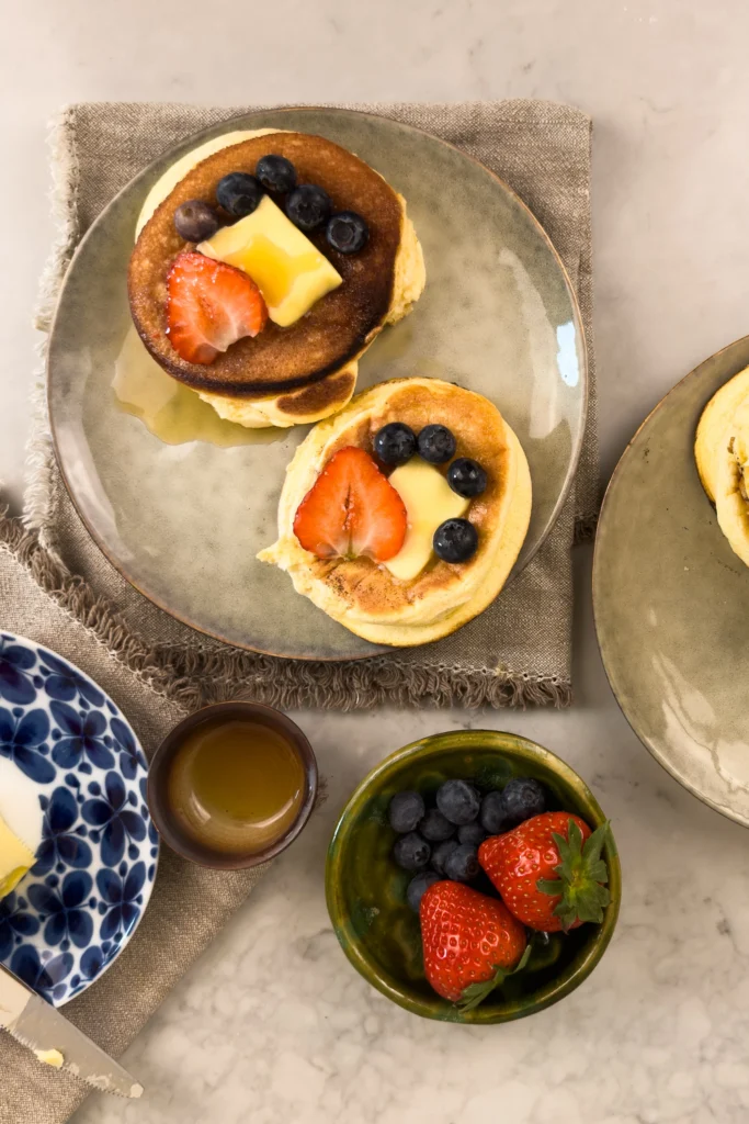 Fluffiga japanska pannkakor - varianter och toppings
